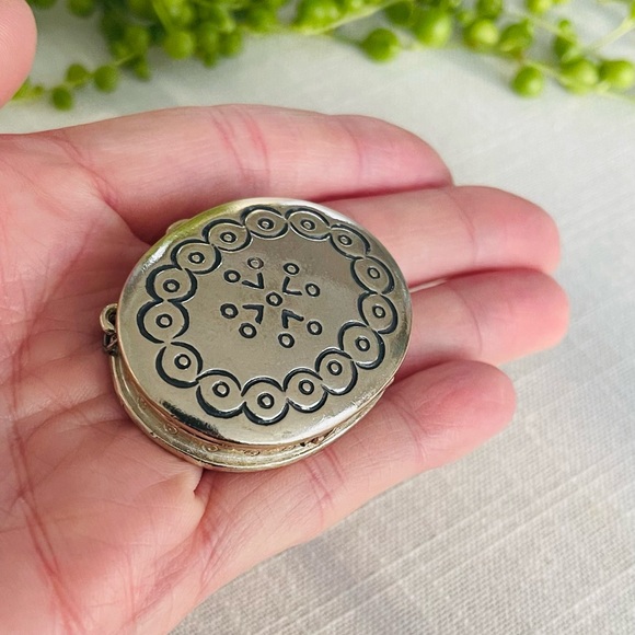 Estee Lauder Jewelry 973 Este Lauder Moonsilver Solid Perfume